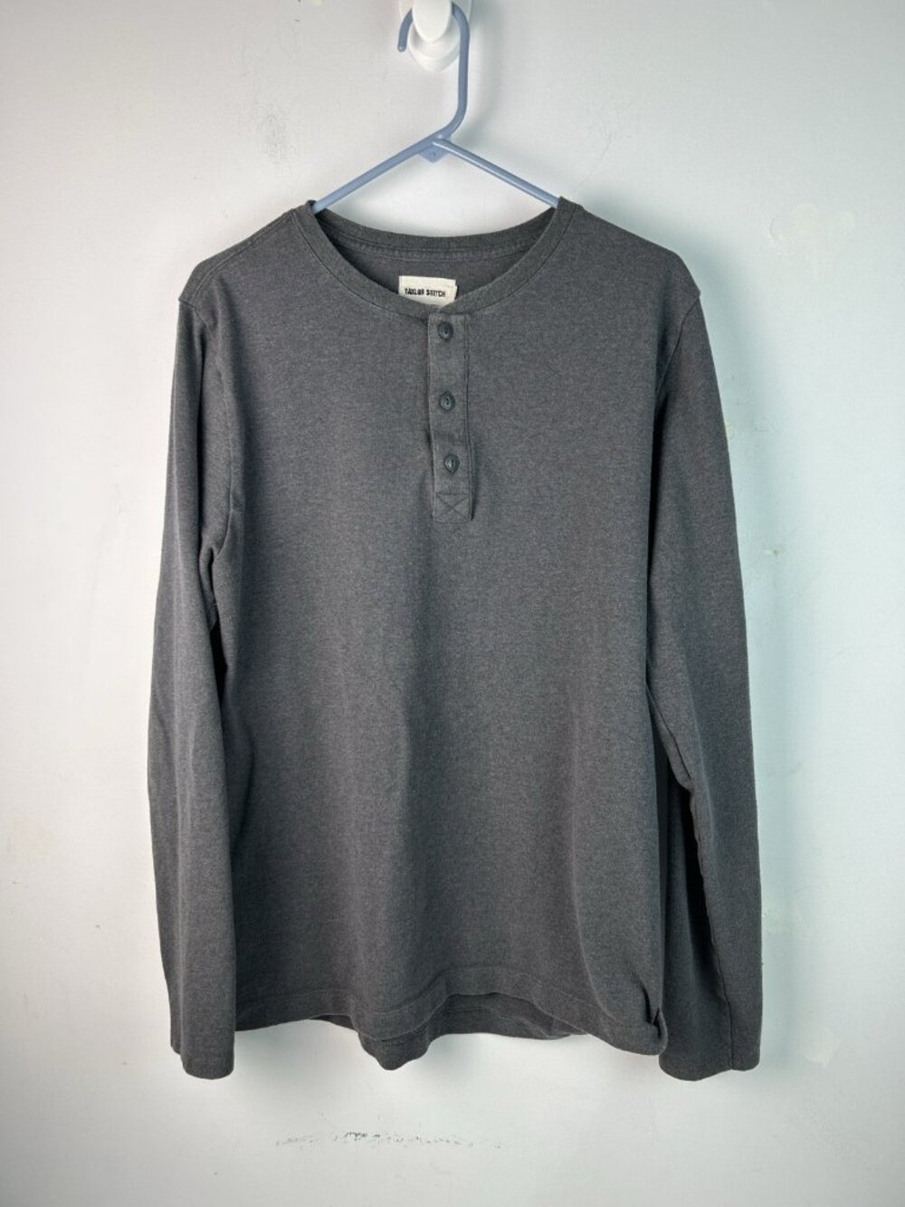 Taylor Stitch Shirt Mens 42 Gray Long Sleeve Henley Organic Cotton Tee Casual